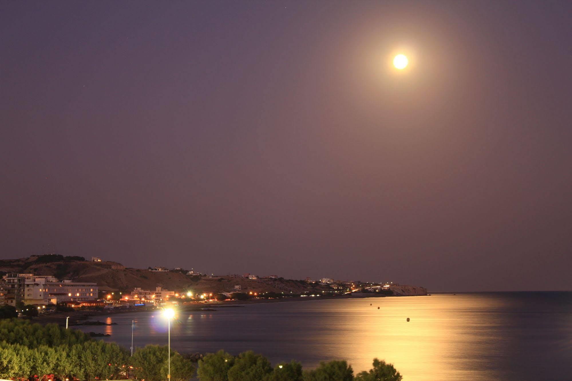 Astron Hotel إرابيترا المظهر الخارجي الصورة